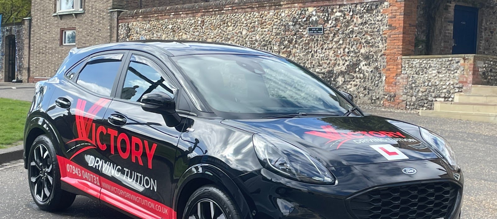 Victory Driving tuition branded Ford puma